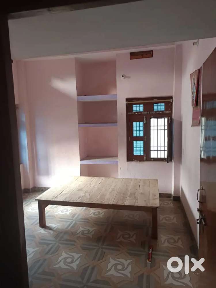 For rent house nad apartment