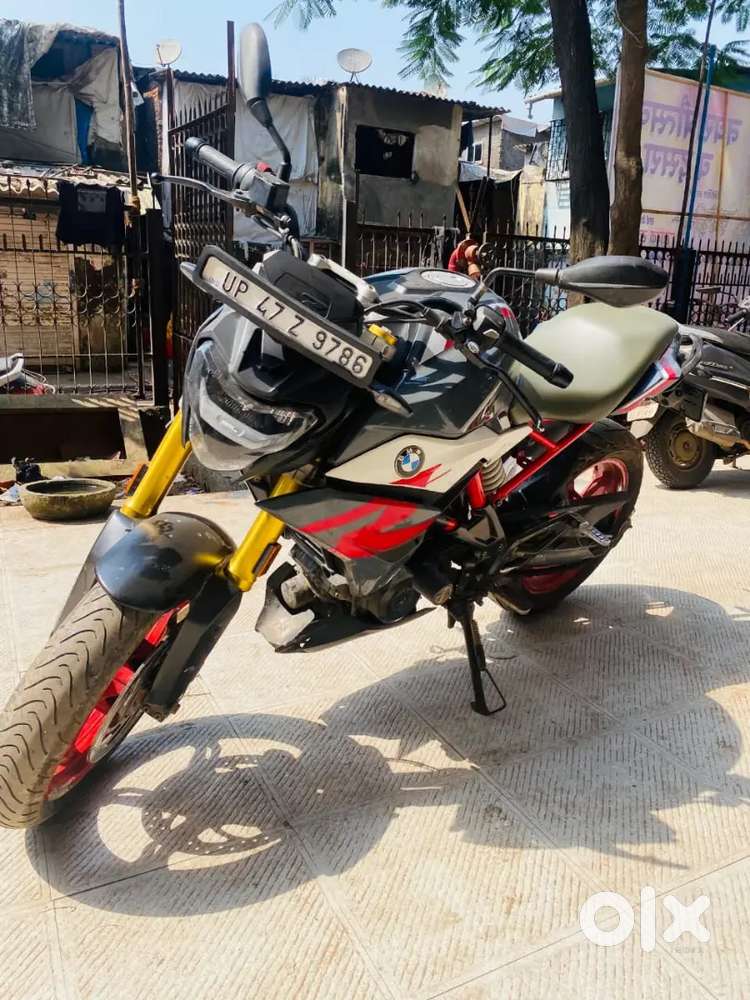 BJKE IS JN BRAND NEW CONDITION AND FIRST' OWNER BJKE