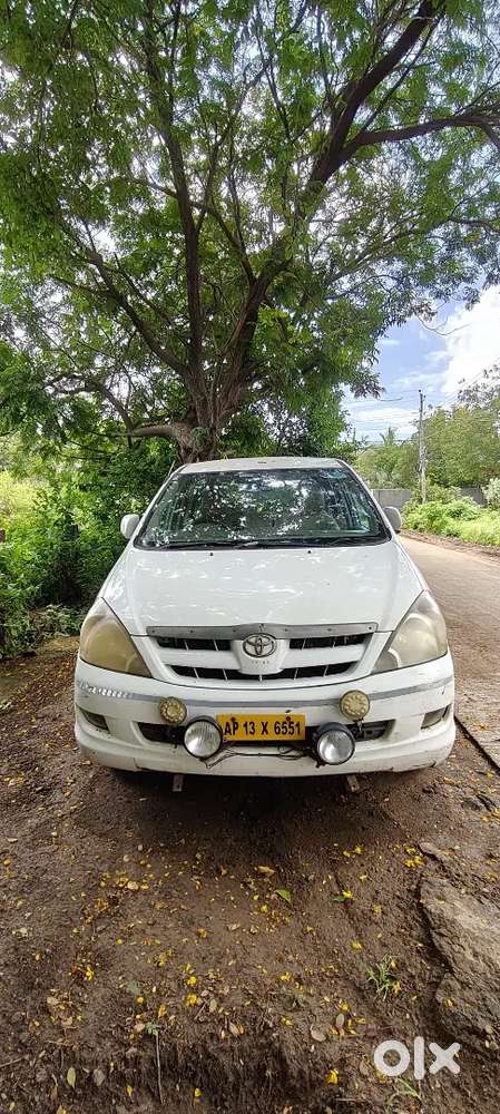 Toyota Innova 2008 Diesel 200000 Km Driven