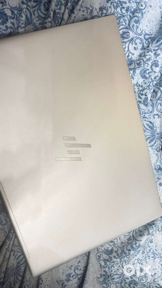 HP Elitebook 845 G11