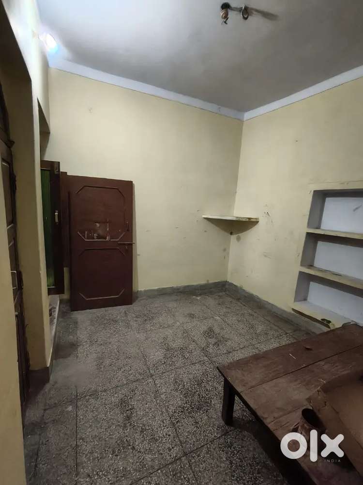 2bhk room set available with two wheeler parking, 3bhk also available