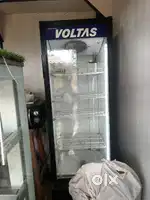 Commercial fridge 320lts and display counter