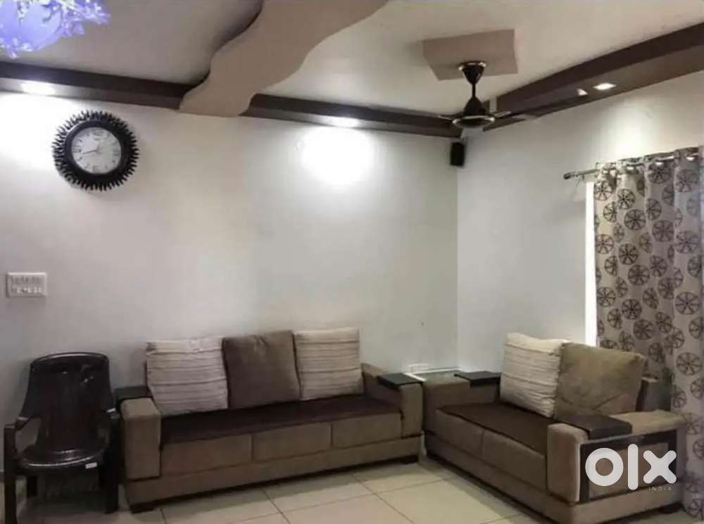 RENT 3BHK ફ્લેટ ભાડે આપવાનો જીવરાજપાર્ક મવડી