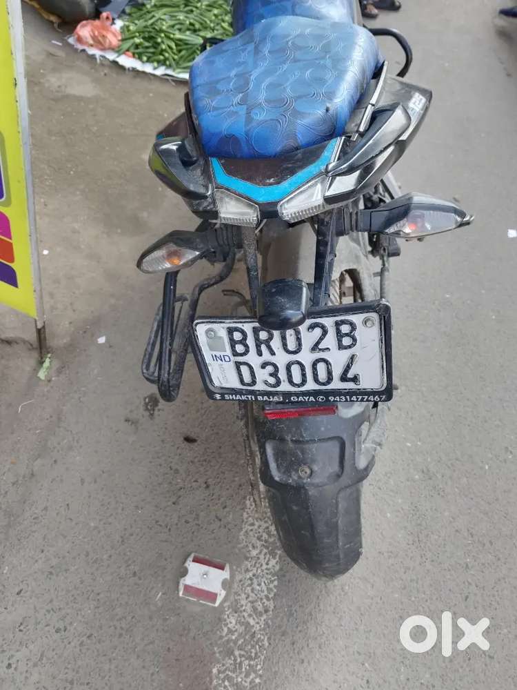 New bike lena hai isliye bech rhe hai