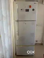 LG Fridge capacity 393 liter working condition