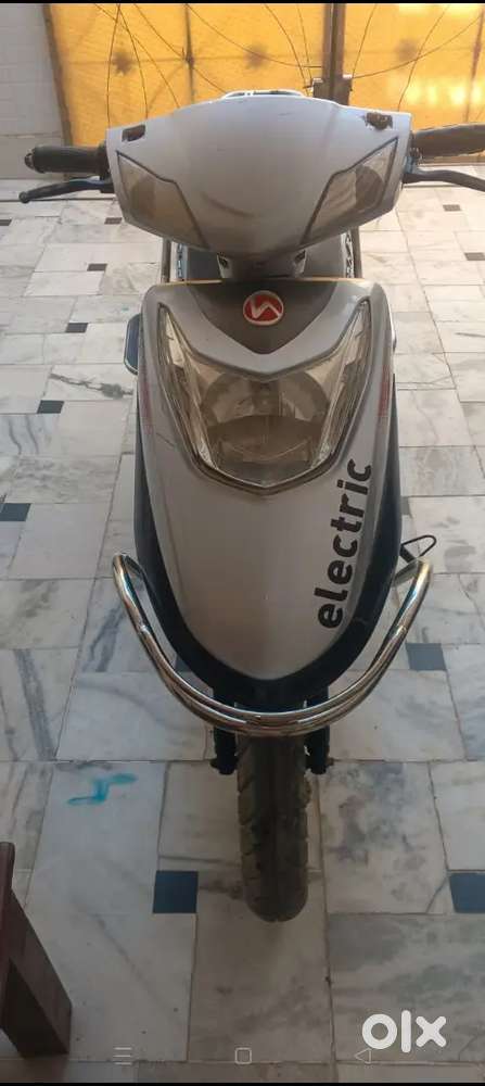 Hero flash scooty sale best condition 1 lithum battery