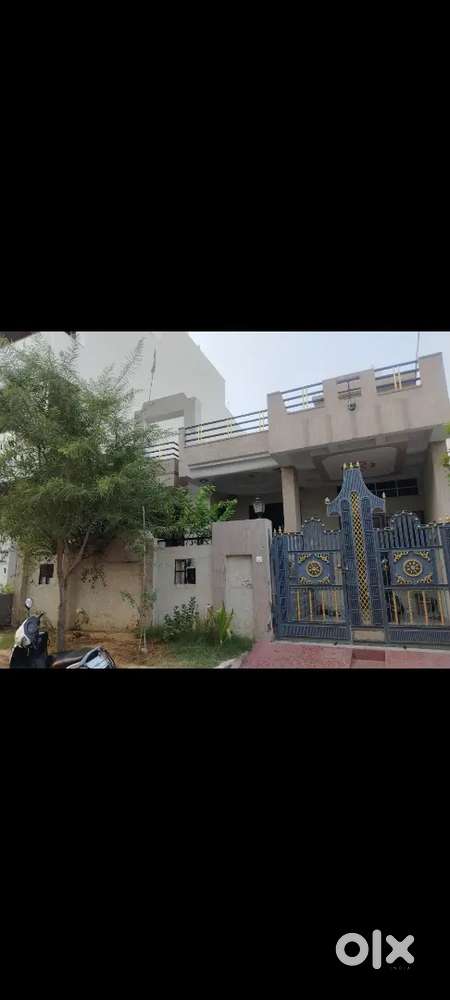 Room rent only girls (working/student) or small family