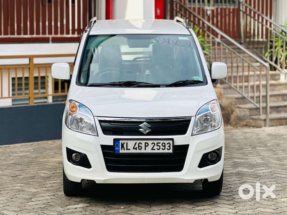Maruti Suzuki Wagon R VXI AMT, 2016, Petrol