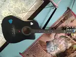 Intern 38 B acoustic guitar