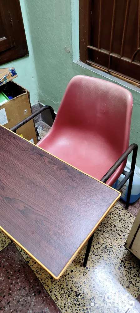 I want to sale study chair, 7kg Gas cylinder and book showcase rack