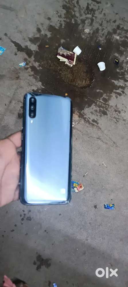 Mi A3 good condition only phone 4+64