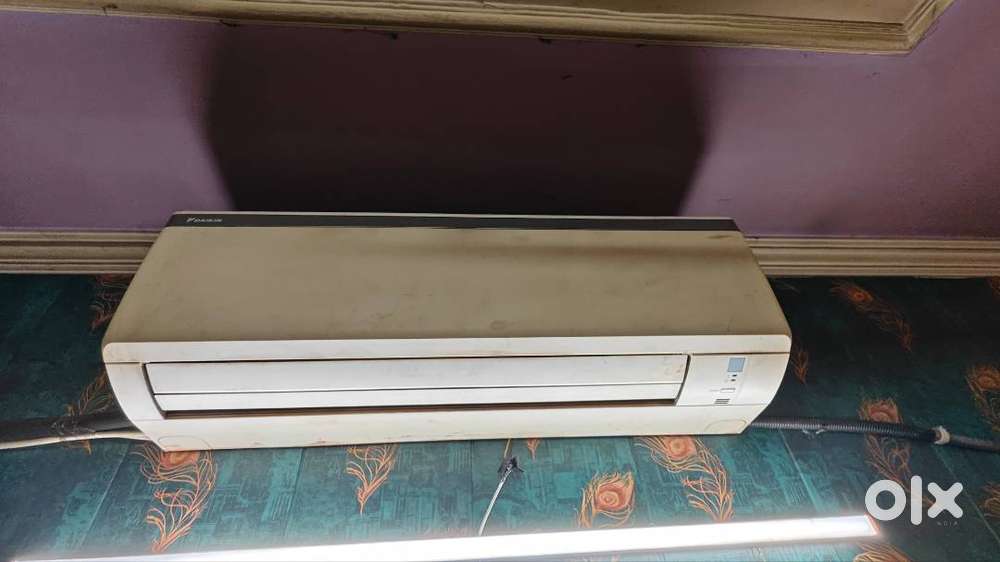 Daikin 1.5 TON AC