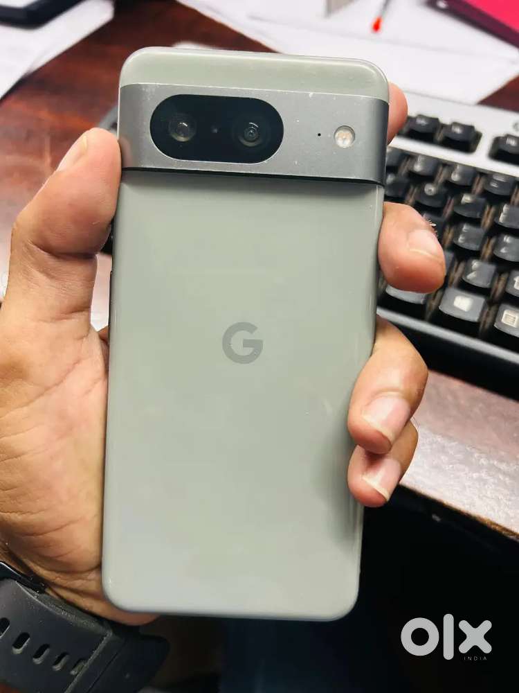 Google pixel 8