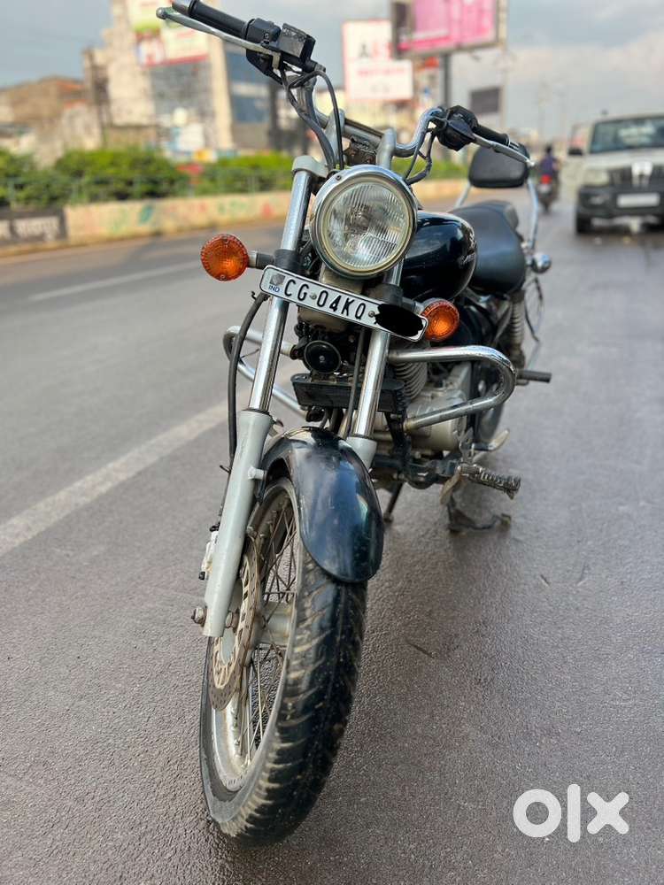 Bajaj Avenger Street 220