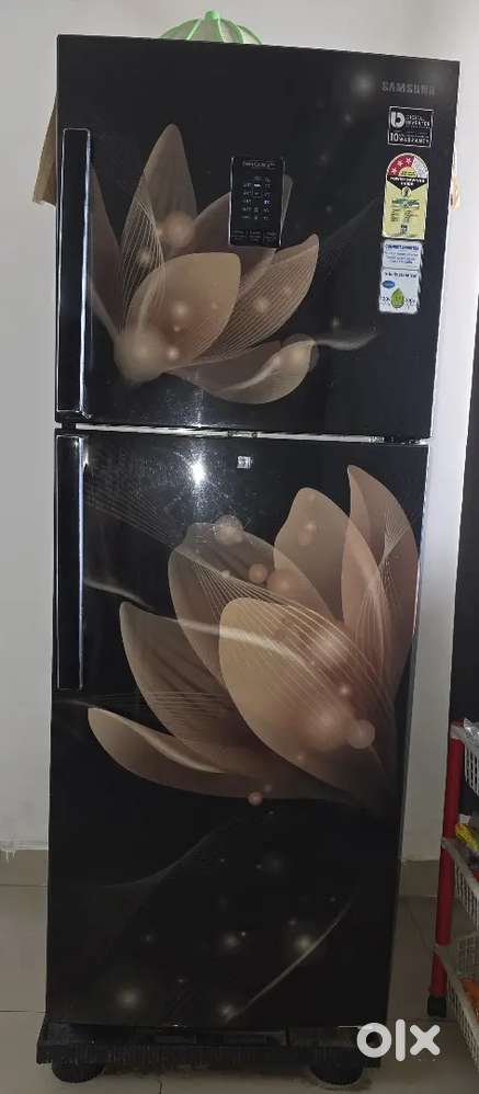 Samsung  324 litres refrigerator