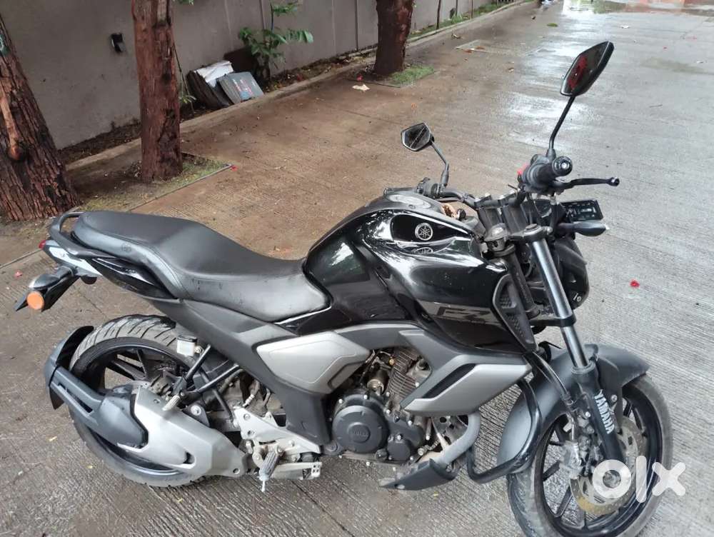 Well showroom maintained yamaha FZ for sell