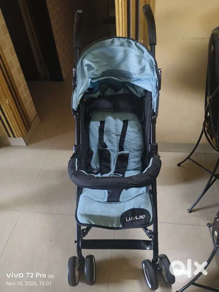 Luvlap baby stroller/pram