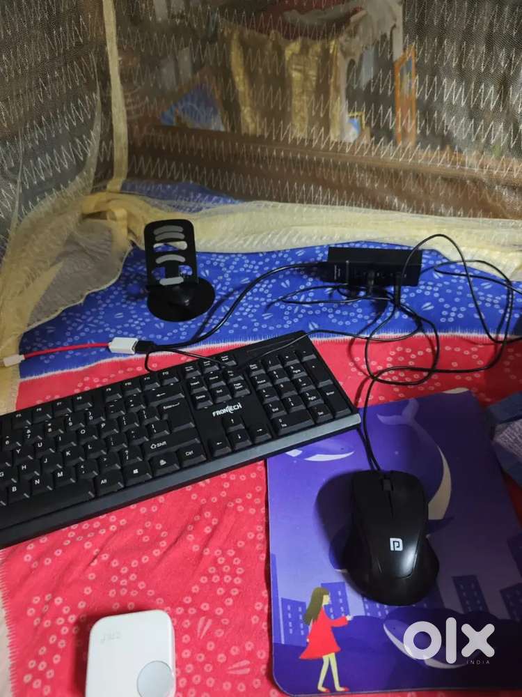 Mobile gaming accessories