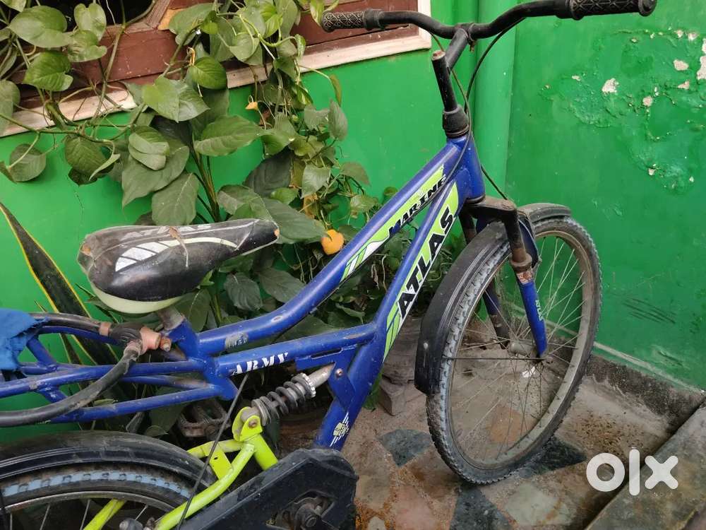 Atlas bicycle with socker