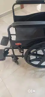WHEEL CHAIR