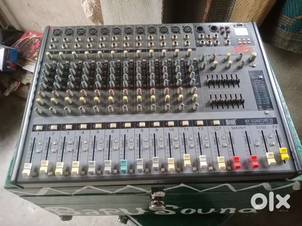 Mx signature 12 chennal mixer