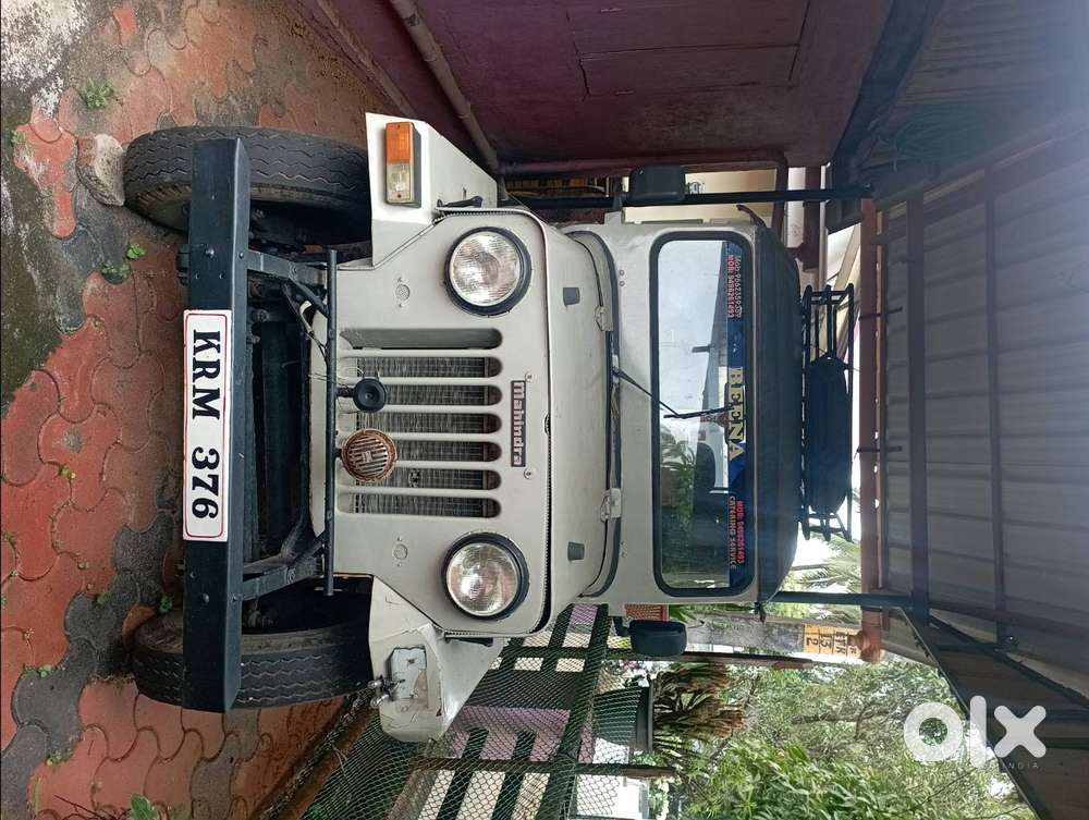 Mahindra jeep