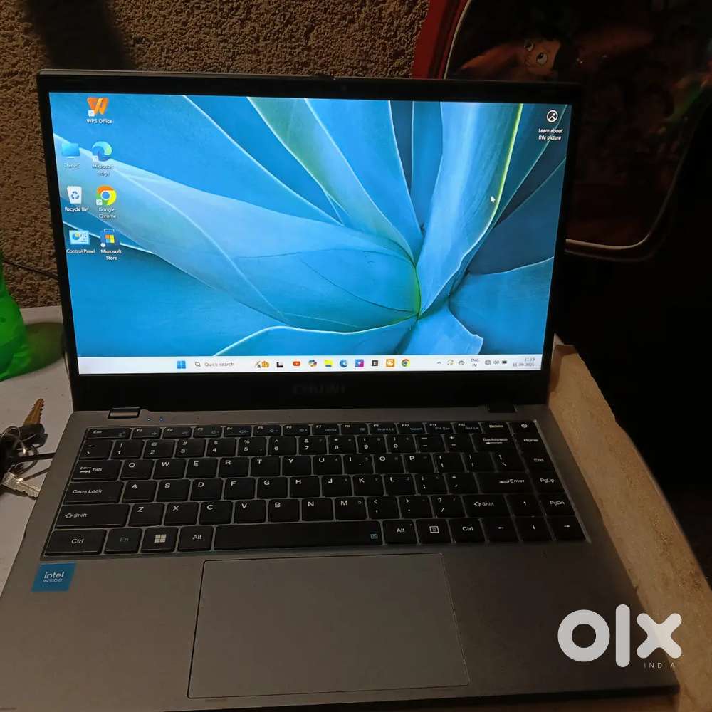 Chuwi laptop  8/256 under warranty