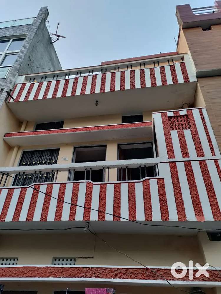 House 1 st floor for rent 2 room 1 kitchen 1 washroom