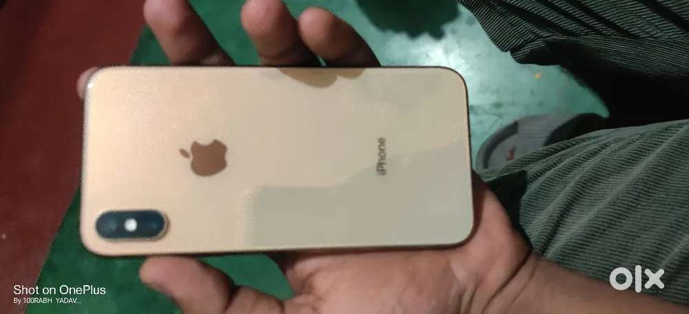 I phone xs 256gb storage