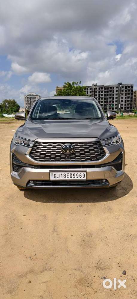 Toyota Innova Hycross 2.0 ZX (O) Hybrid 7 STR, 2024, Petrol