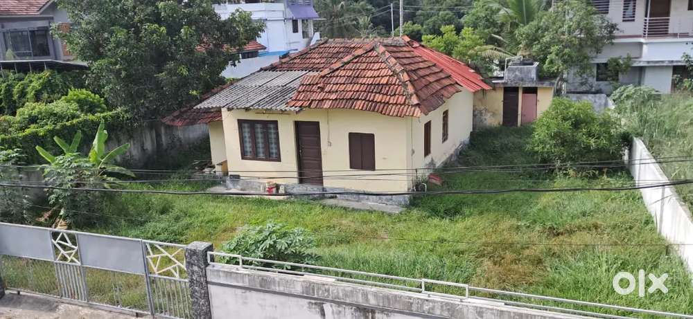 Maradu 4 cent house plot for sale
