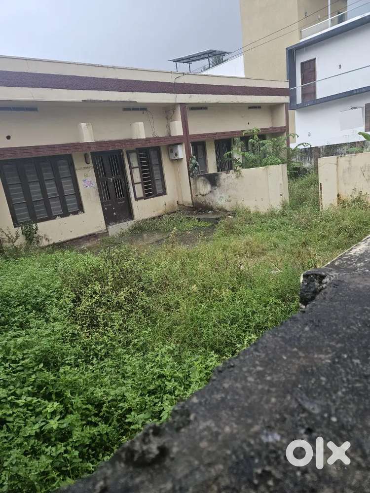 COMMERCIAL PROPERTY FOR SALE  INSIDE CITY-NEAR PADMANABHA SWAMI TEMPLE