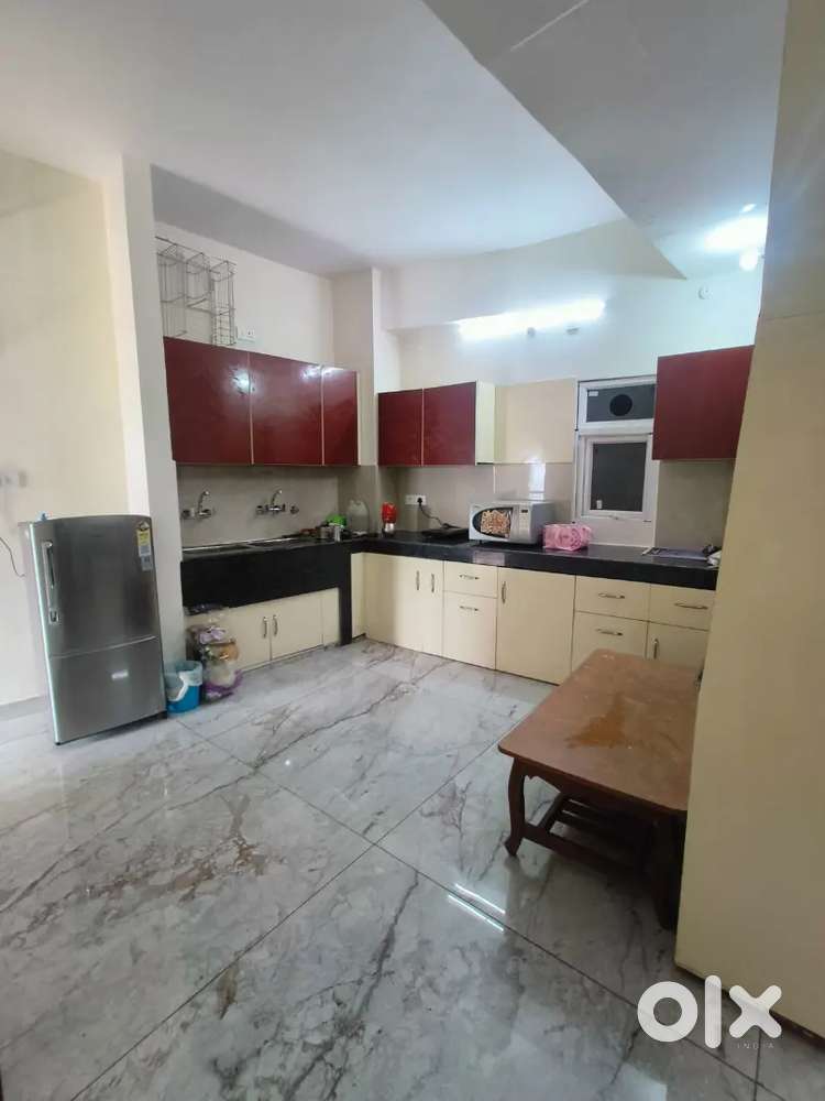 3BHK Flat for rent ,infront of Nahan Palace