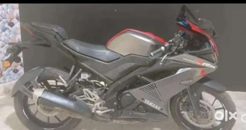 R15 V3 2019 BS4 Engine