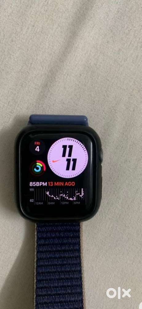 Apple watch cellular + gps