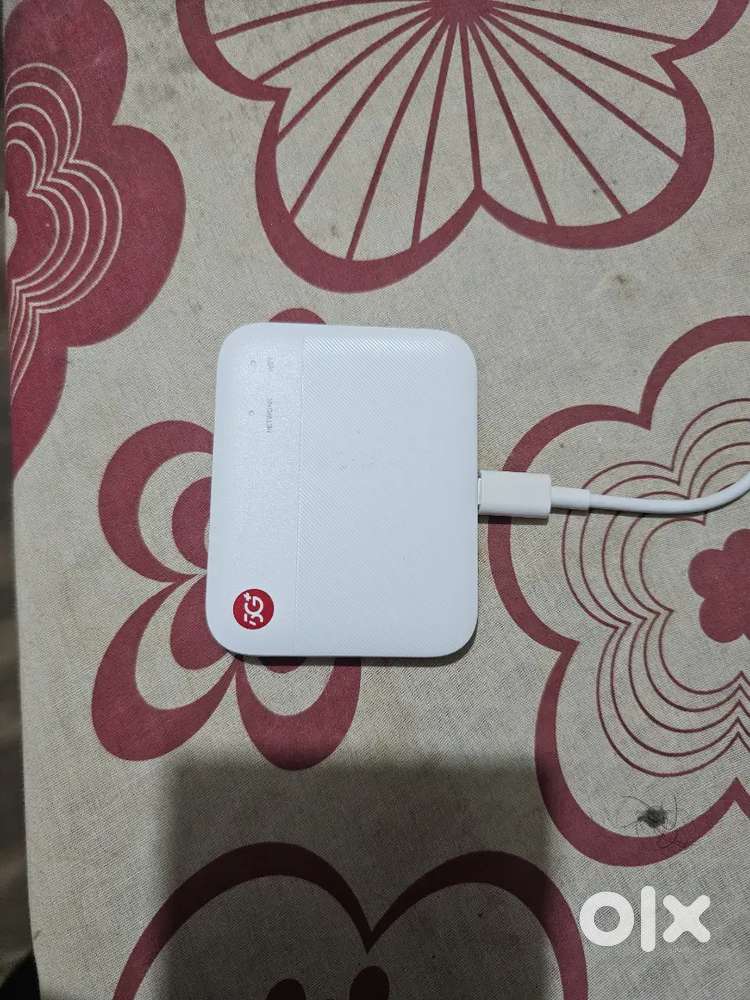 ZTE F50 5G Portable WiFi