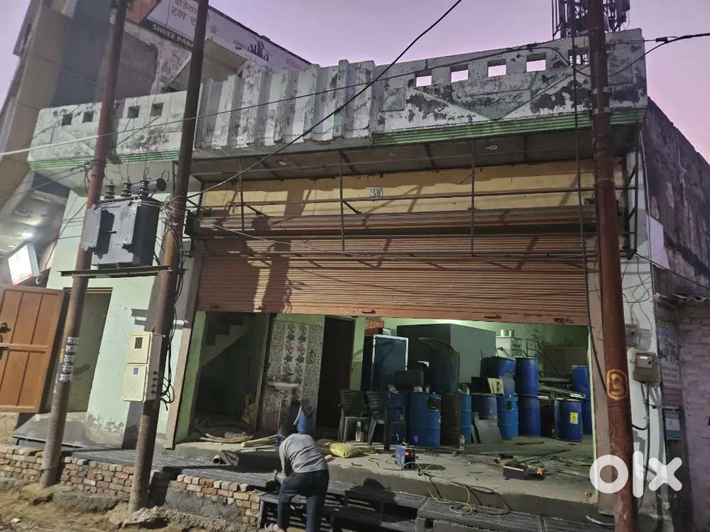 Pura hall h rent ke liye on rood a2z rood