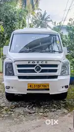 2019 Tempo Traveller 17+1