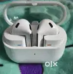 Urgent sell Samsung galaxy buds 3 fresh condition white color
