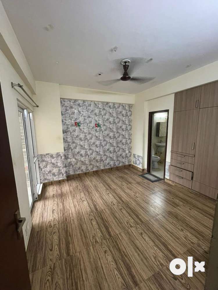 3bhk flat for rent in Amrapali terrace homes