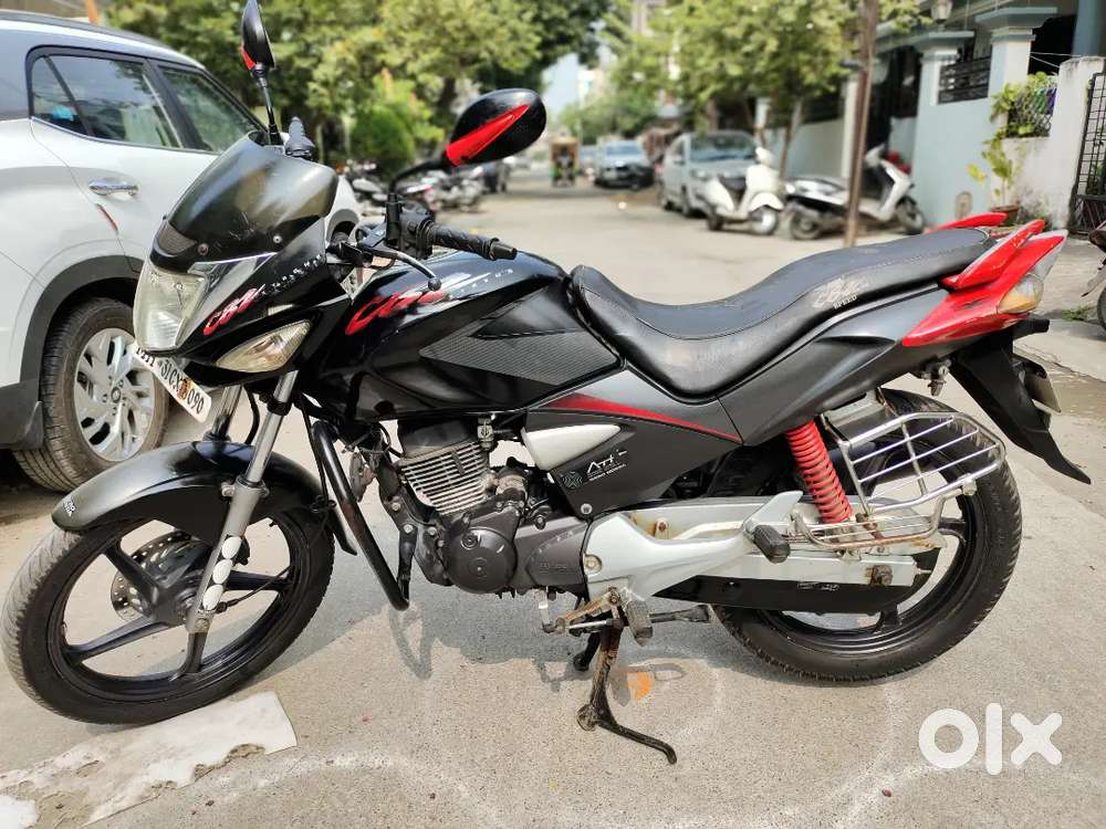 Single Handed Only 25000 km driven Running Well maintained CBZ