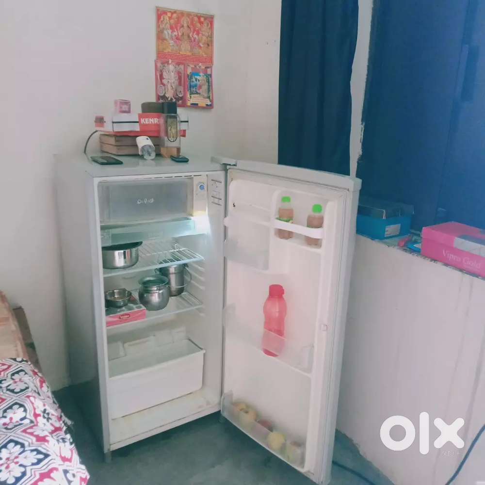 LG fridge /jis ko Lena h wahi msg kre ji