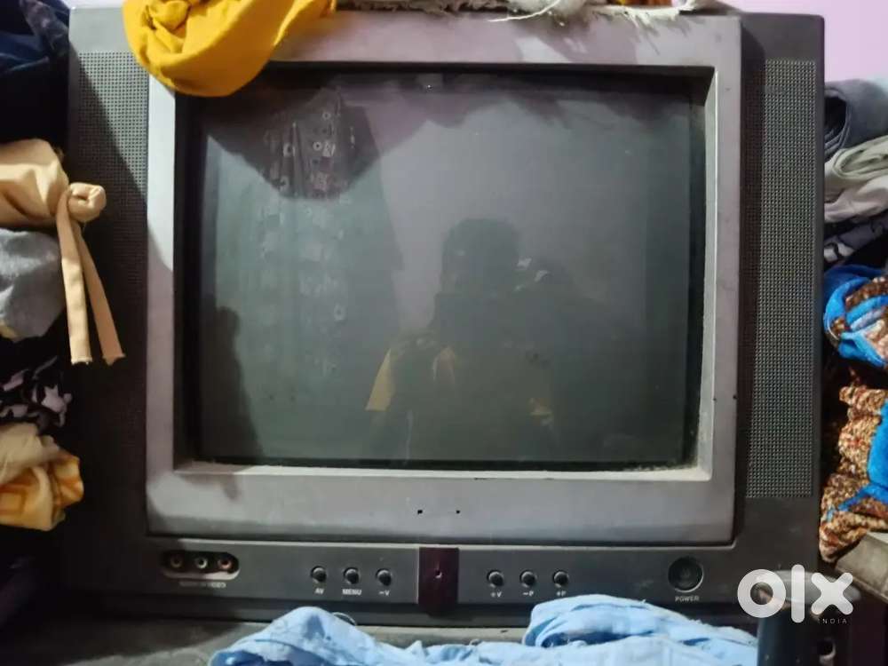 Old box tv