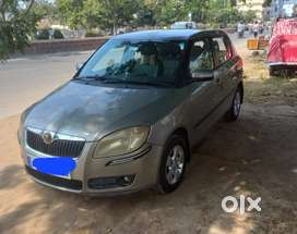 Skoda Fabia 2009 Petrol 140000 Km Driven