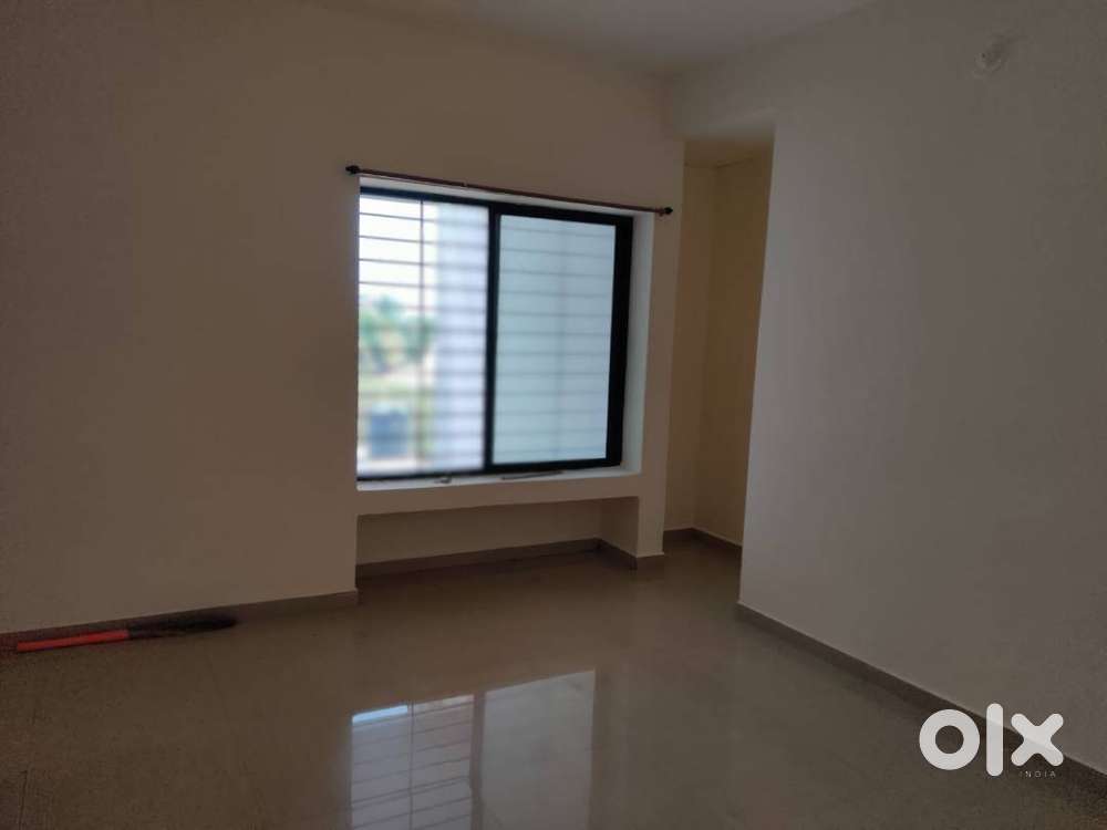 1 BHK Flat for Rent in Premium Society – Tarabai Park, Kolhapur.