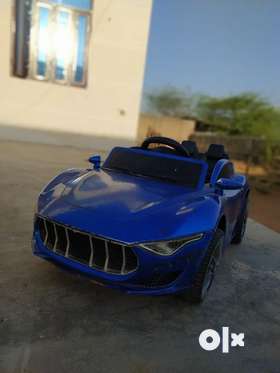 Toy car good condition