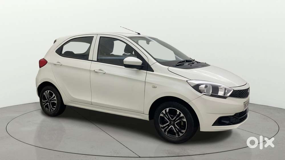 Tata Tiago 1.2 Revotron XZA, 2019, Petrol