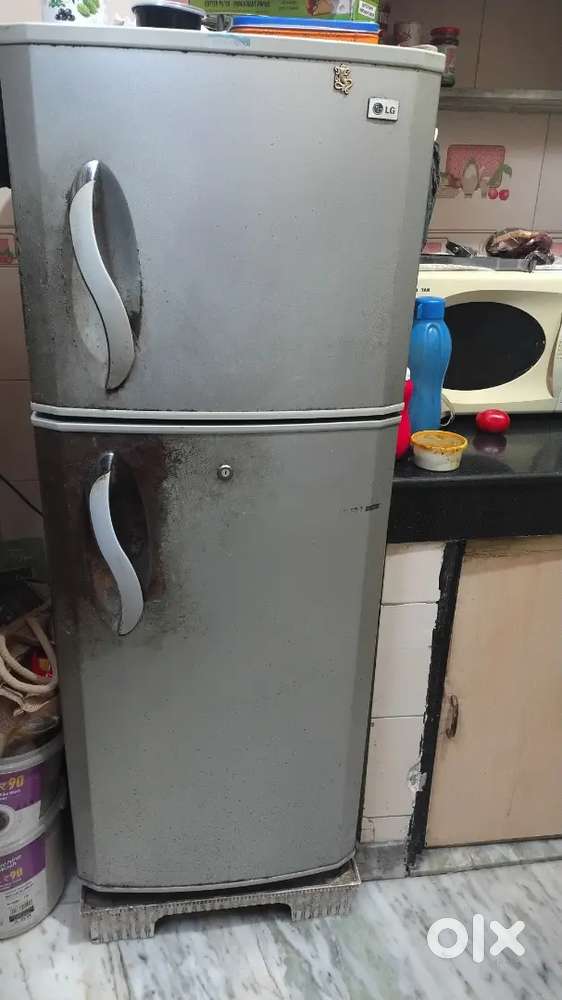 LG refrigerator fully working