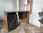 Office executive table