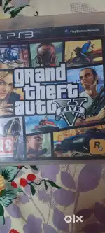 PS 3 .. 4 game's original CD 2 controlor 1 free.